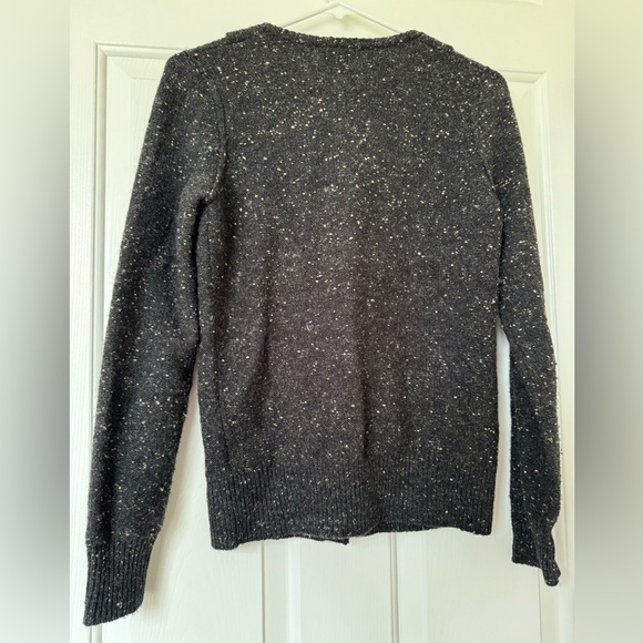Dk thick warm wool and cashmere sweater with ruffle collar and jeweled buttons - Picture 7 of 7